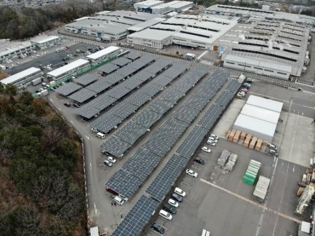 「みたけ工場」に設置したソーラーカーポート