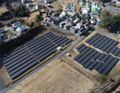 ニチアスの自社遊休地を活用し設置された太陽光発電所